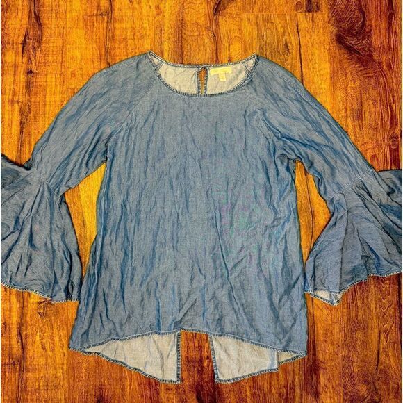 LC Lauren Conrad Chambray Bell Sleeve and Split Back Blouse Top - Picture 3 of 7